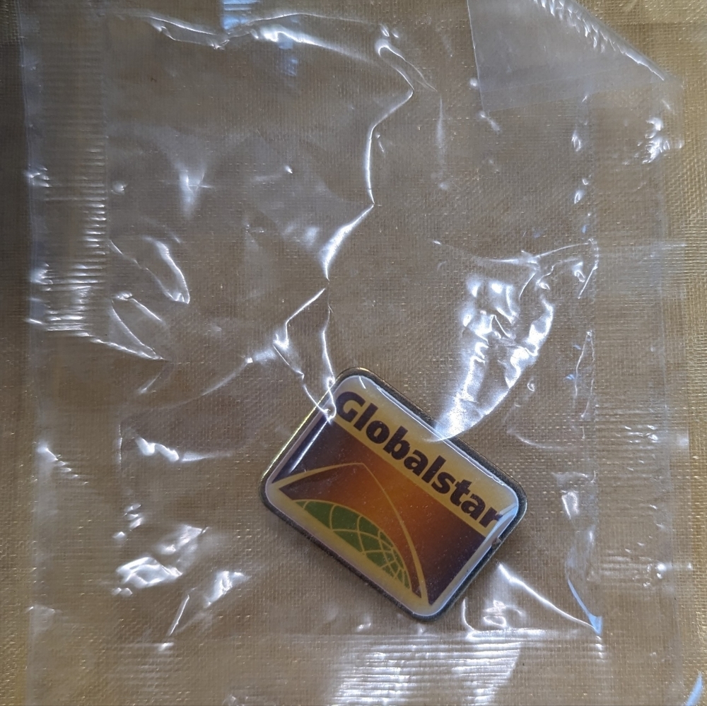 NEW - Vintage GLOBALSTAR Lapel Pin - 90s / Y2K - Technology Collectible